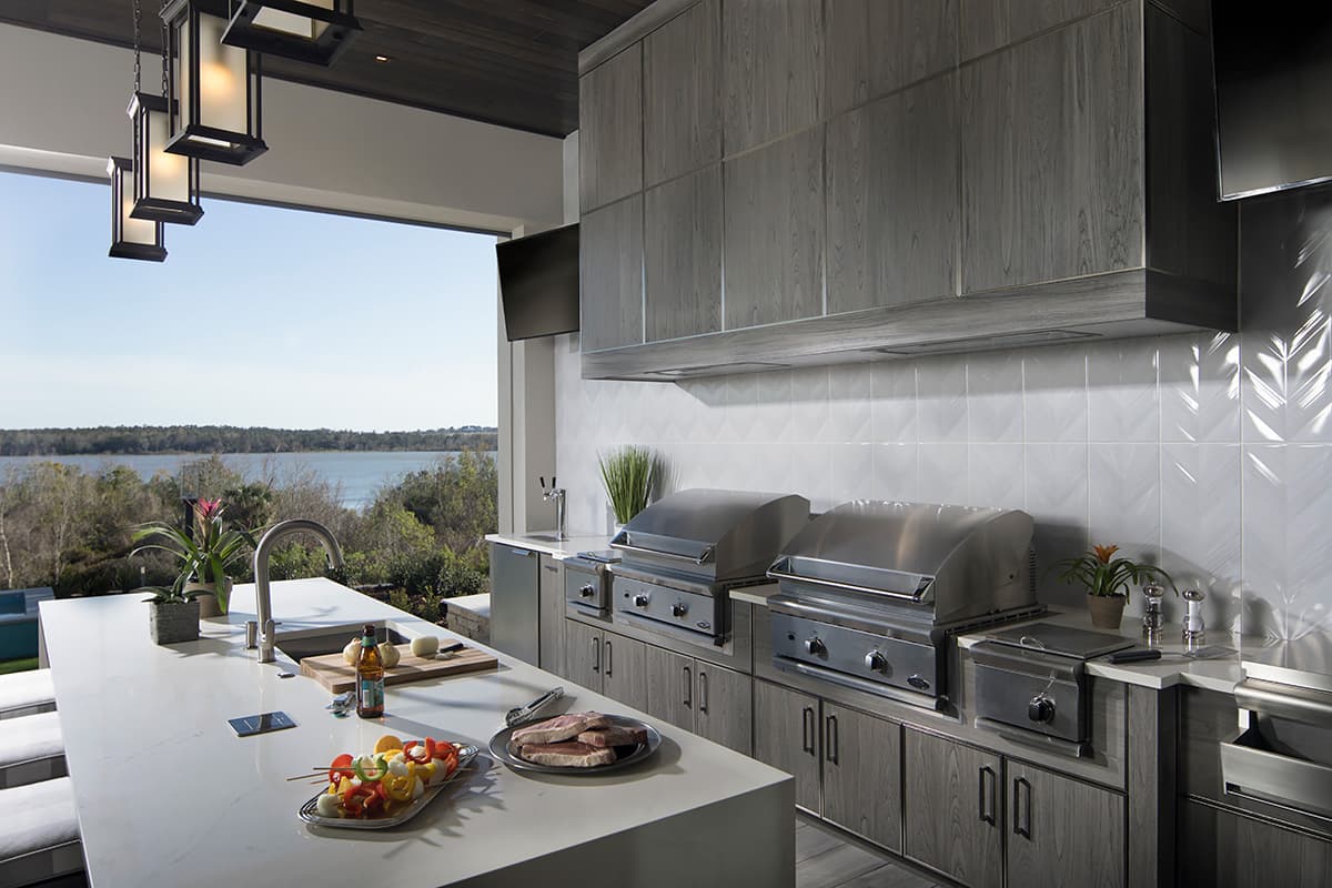 outdoor kitchen and counter