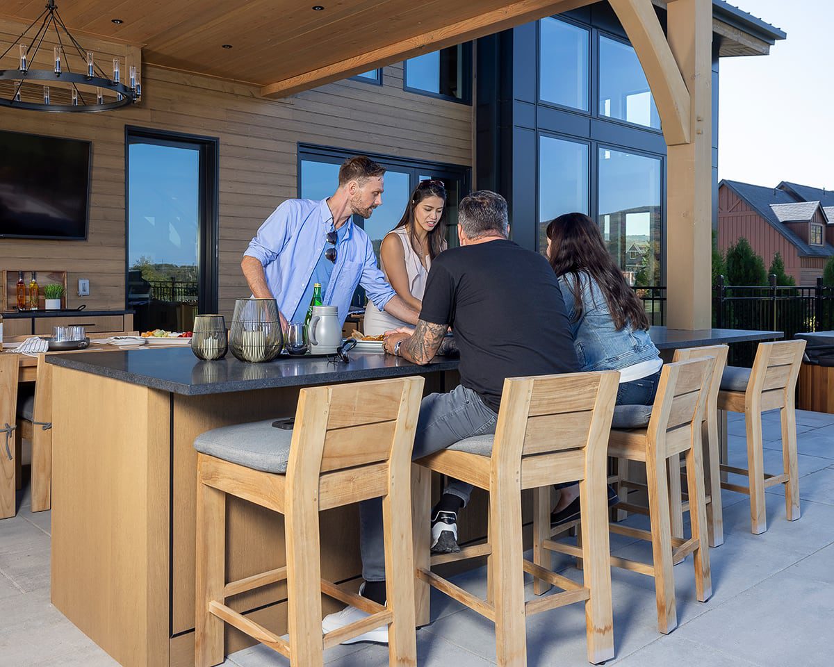 bar seating wth couples sharing some drinks