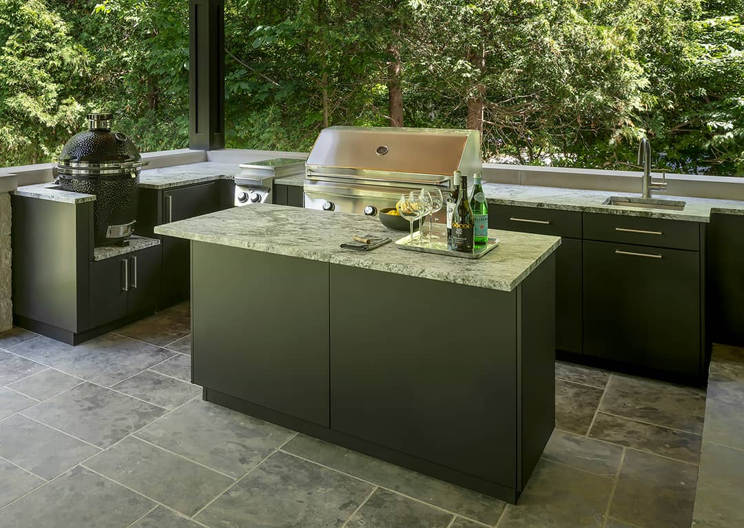 Alumina outdoor kitchen cabinetry in Obsidian