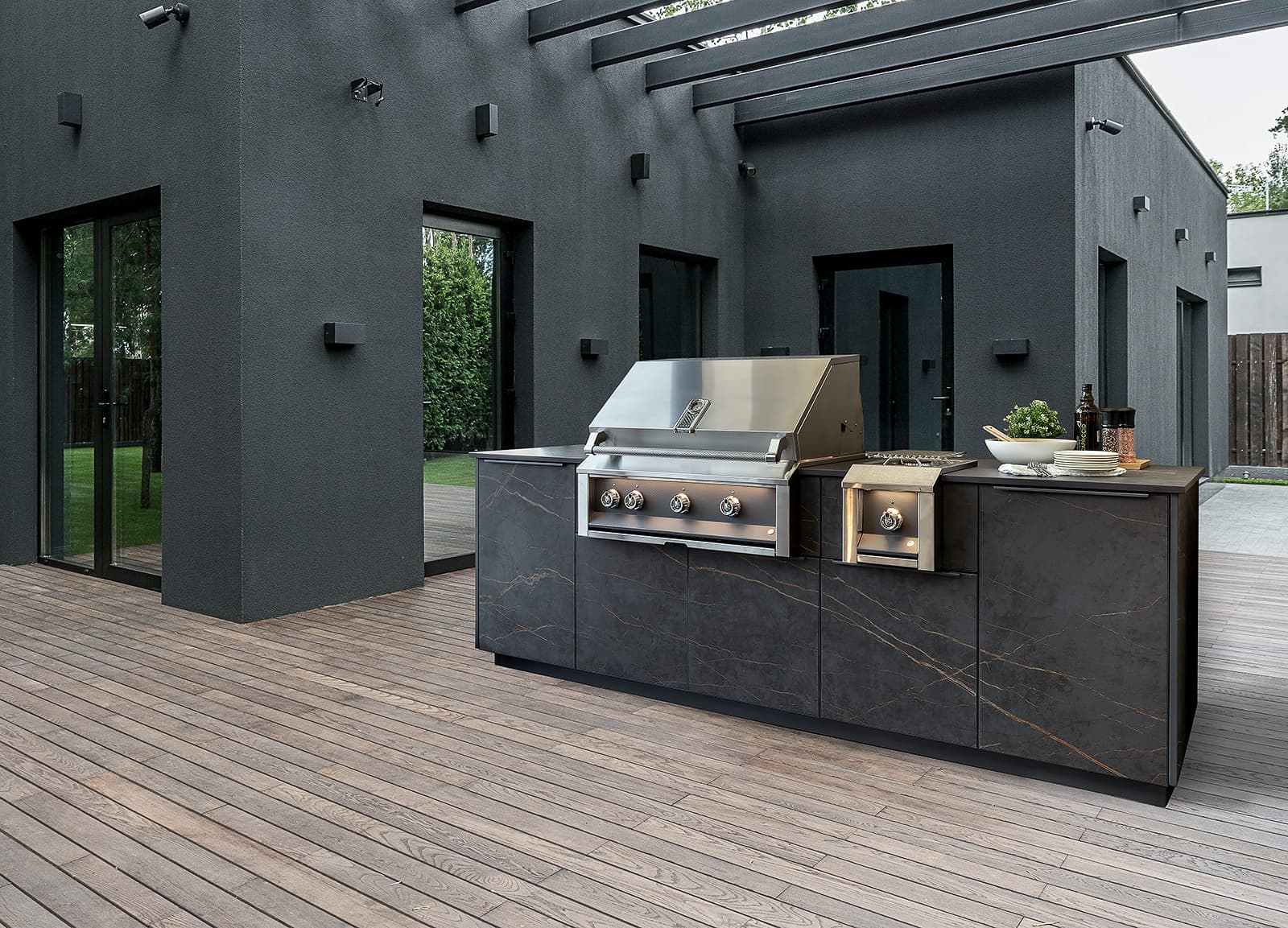 AS cabinet with Hestan Aspire grill