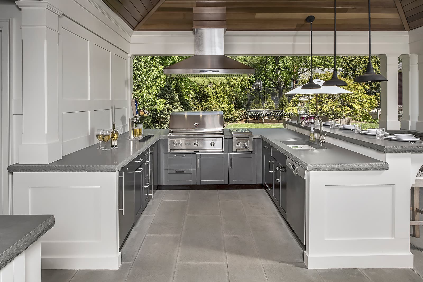 Brown Jordan cabinetry