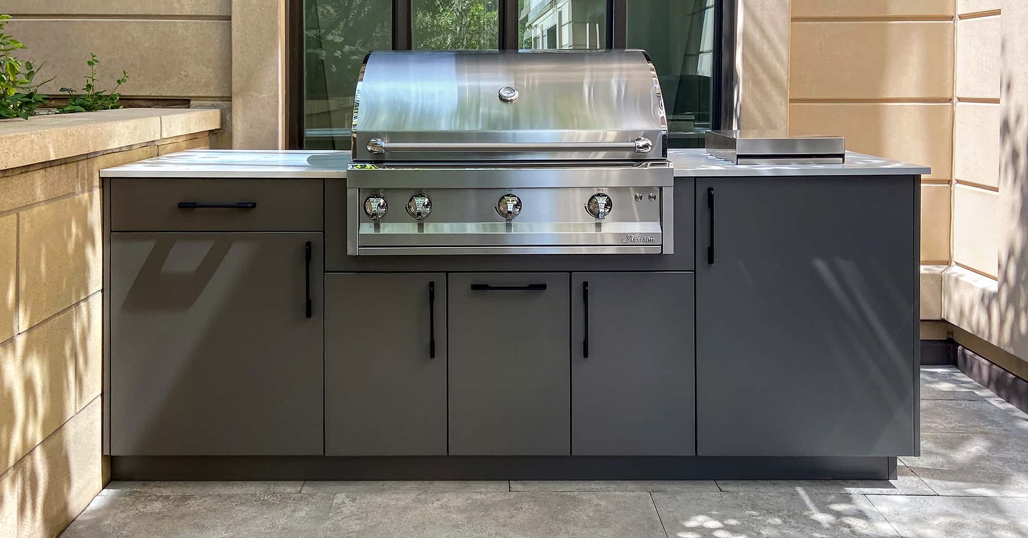 Artisan outdoor grills
