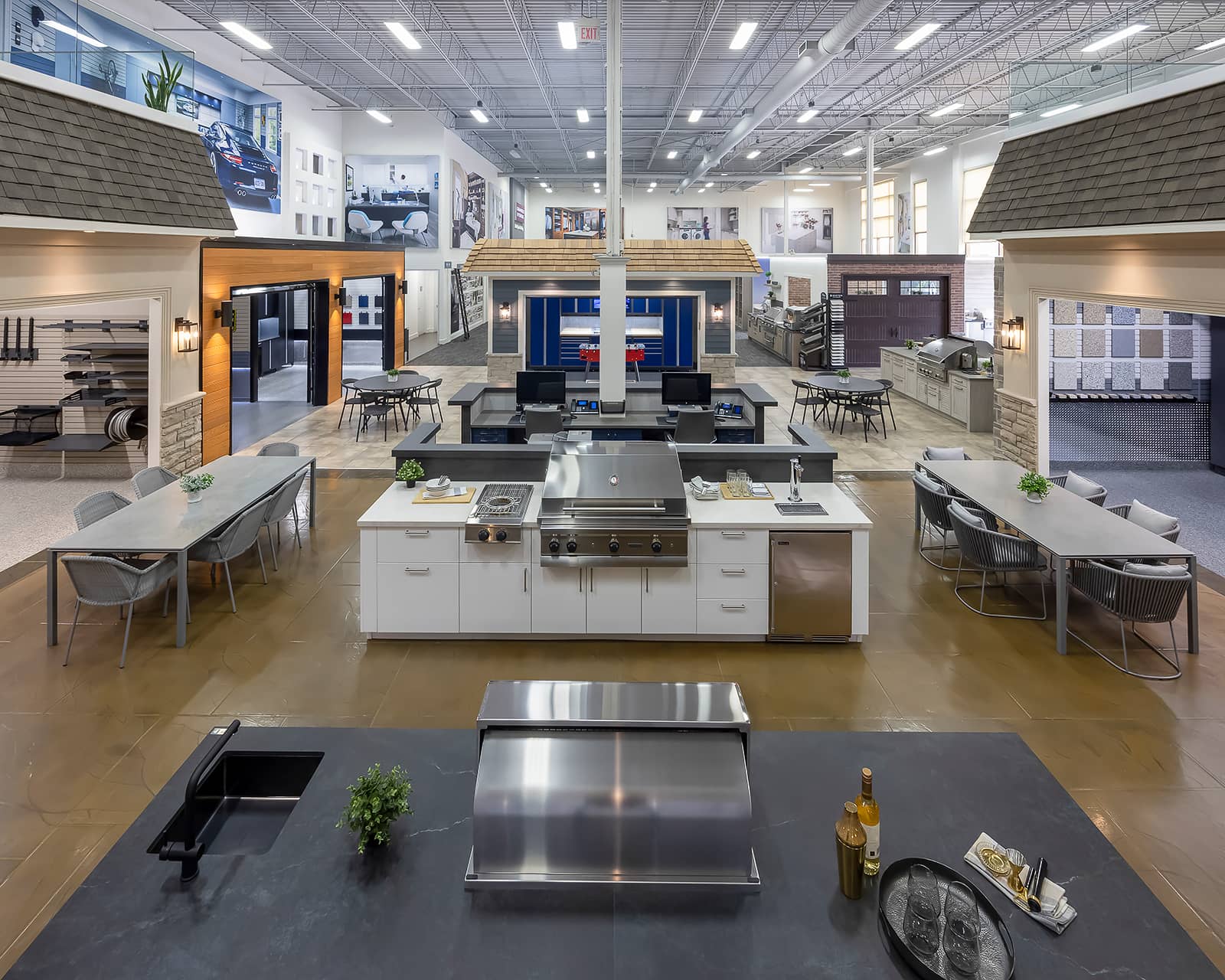 wide shot of outdoor kitchen cabinetry in Vaughan